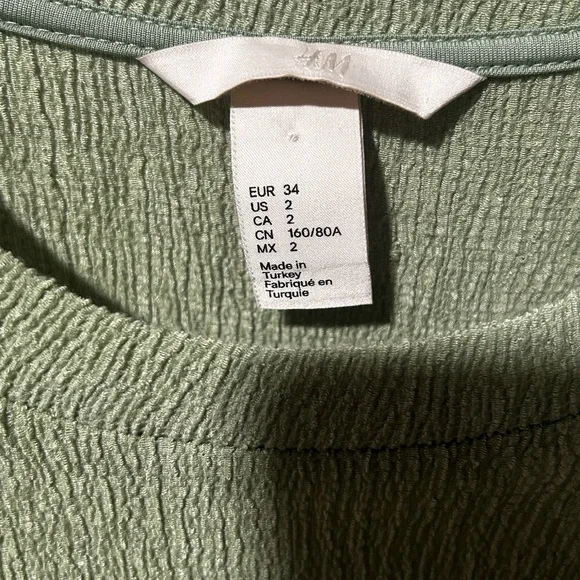 H&M Textured Green Midi Dress - Picture 4 of 5